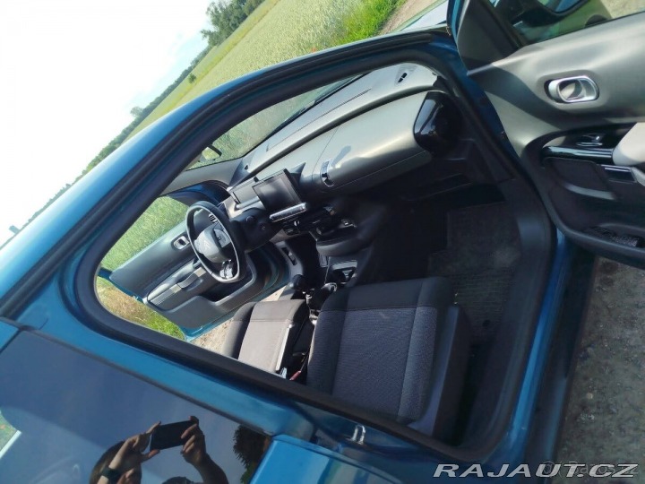 Citroën C4 Cactus 1,2   PureTech 60 kW, rok 2018