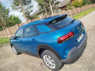 Citroën C4 Cactus 1,2 PureTech 60 kW, rok 2018