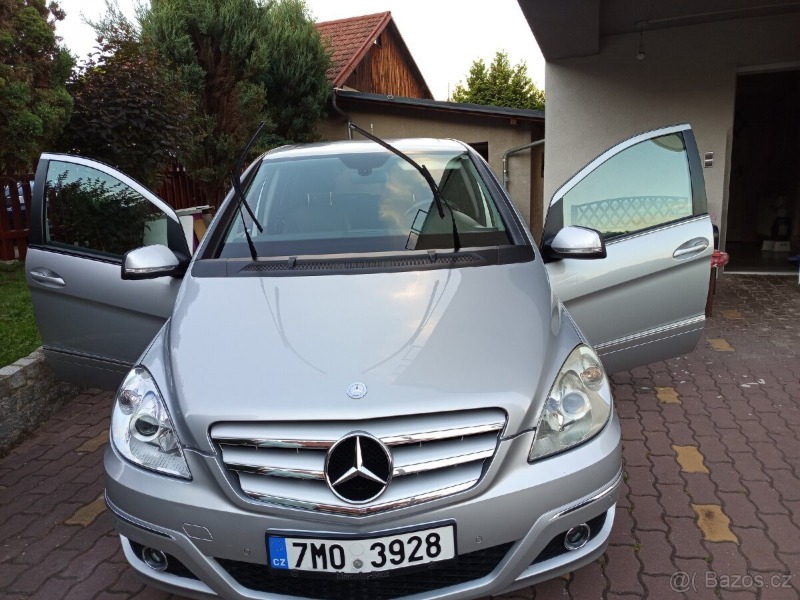 Mercedes-Benz B B200
