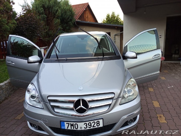 Mercedes-Benz B B200 2009