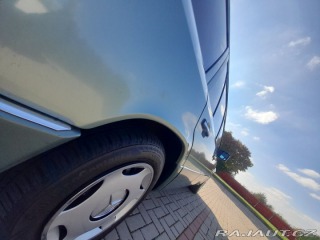 Mercedes-Benz S 2,0 124 200TE 1990