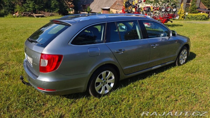 Škoda Superb 2,0 tdi 2012