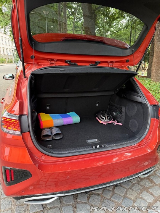 Kia Ceed 1,5   T-GDi 118 kW | 7DCT 1800