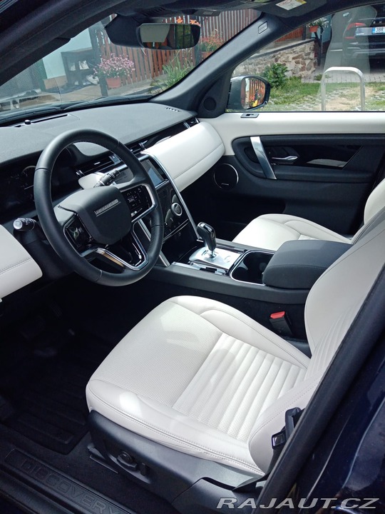 Land Rover Discovery Sport 2022