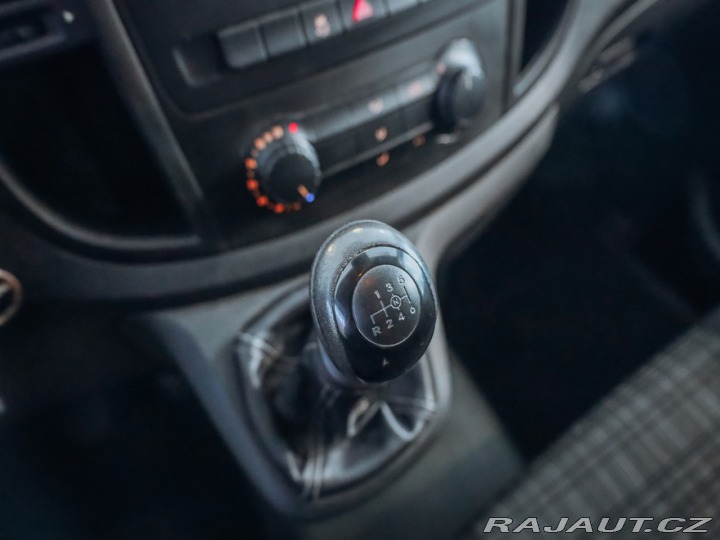 Mercedes-Benz Vito 114CDI L KAWA 4D 2017