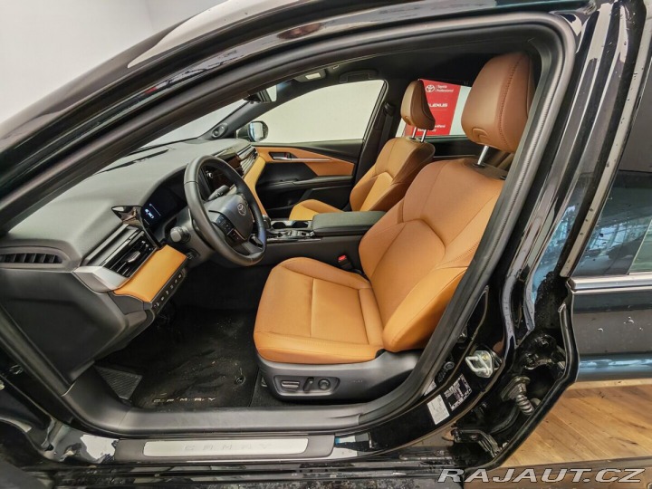 Toyota Camry 2.5 Hybrid Executive 2026