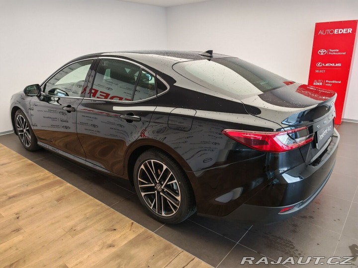 Toyota Camry 2.5 Hybrid Executive 2026