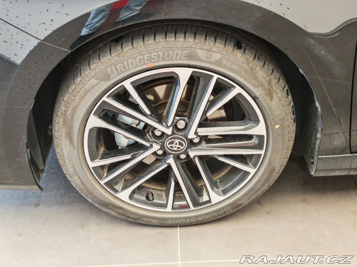 Toyota Camry 2.5 Hybrid Executive 2026