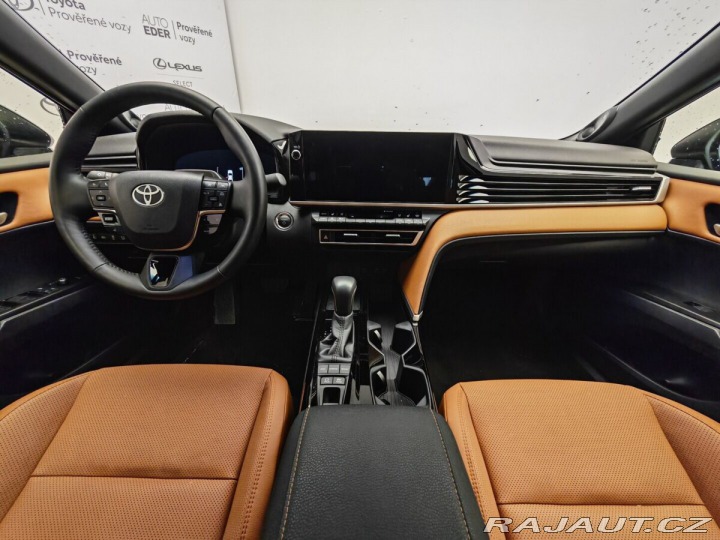 Toyota Camry 2.5 Hybrid Executive 2026