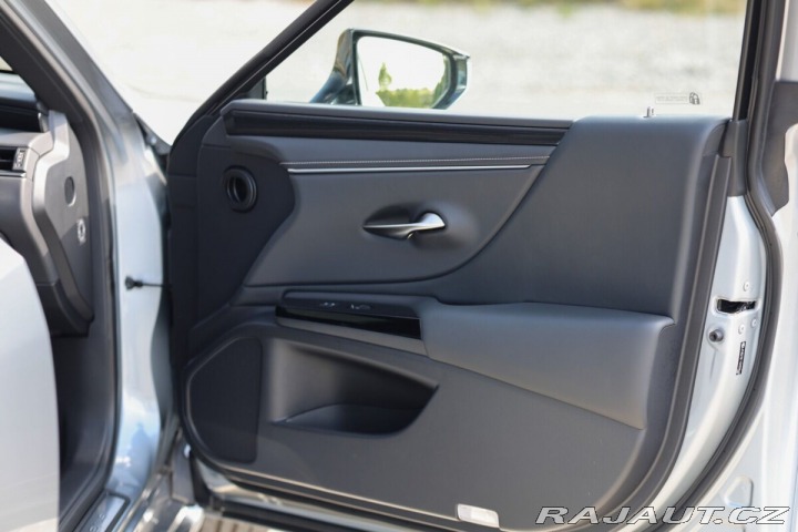 Lexus Ostatní modely ES 300h 300H 2,5 HEV BUSINESS EDI 2026