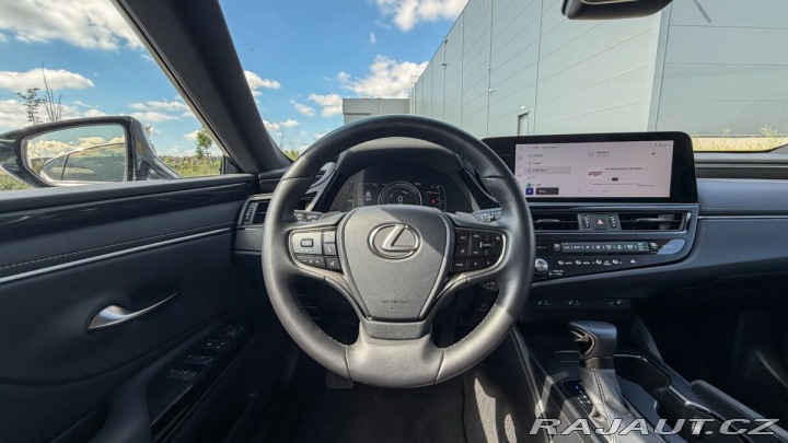 Lexus Ostatní modely ES 300h 300H 2,5 HEV BUSINESS EDI 2026