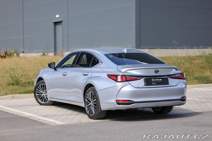 Lexus Ostatní modely ES 300h 300H 2,5 HEV BUSINESS EDI 2026
