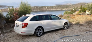 Škoda Superb II 2011