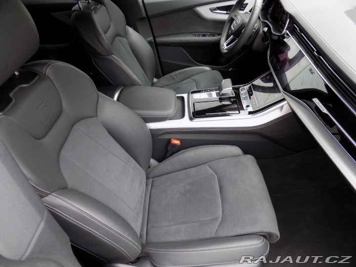 Audi Q8 50TDI/S-Line/Full-Led/4x4 2024