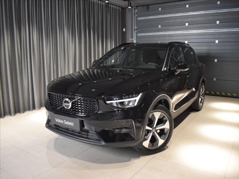 Volvo XC40 2,0 B4 Ultra Panorama,BLI