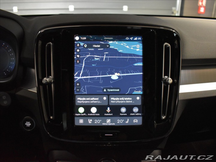 Volvo XC40 2,0 B4 Ultra Panorama,BLI 2025