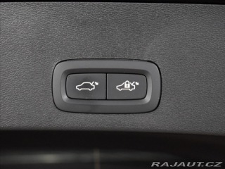 Volvo XC40 2,0 B4 Ultra Panorama,BLI 2025