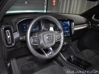 Volvo XC40 2,0 B4 Ultra Panorama,BLI 2025