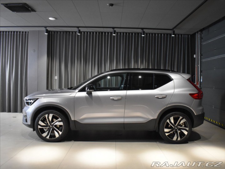 Volvo XC40 2,0 B4 Ultra Panorama,BLI 2025