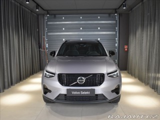 Volvo XC40 2,0 B4 Ultra Panorama,BLI 2025