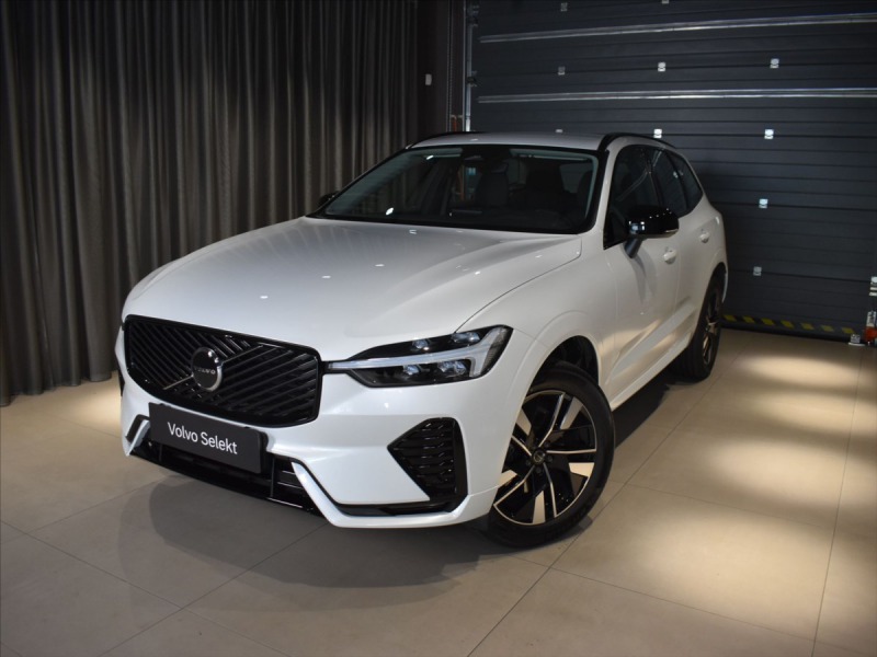 Volvo XC60 2,0 B5 AWD PLUS Bezklíč,B