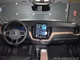 Volvo XC60 2,0 B5 AWD PLUS BLIS,Bezk 2025