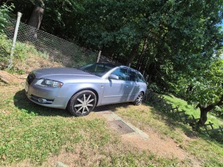 Audi A4 2,0   b7