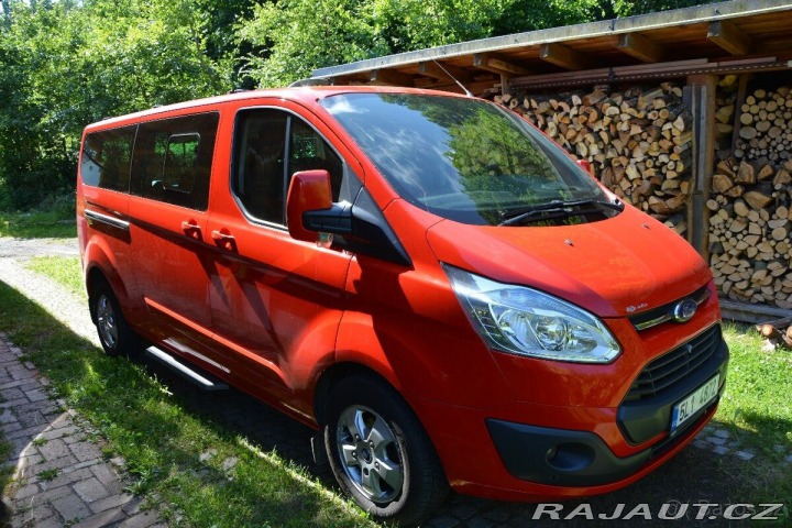 Ford Tourneo Custom 2,0   92kW,8 míst, 1. maj 2015