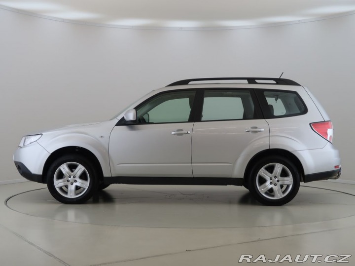 Subaru Forester 2.0,110KW,4x4,Automat,Taž 2010