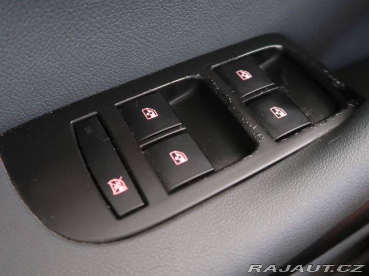 Opel Zafira 1.4Turbo,103kW,CZ,1Maj,7m 2012