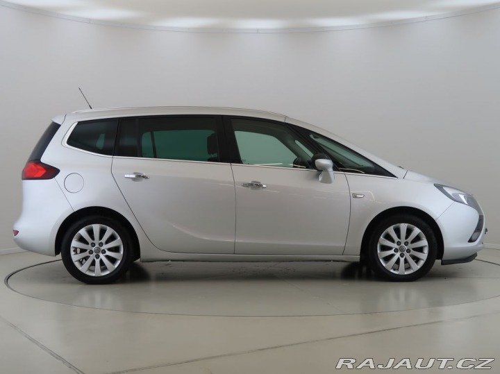 Opel Zafira 1.4Turbo,103kW,CZ,1Maj,7m 2012