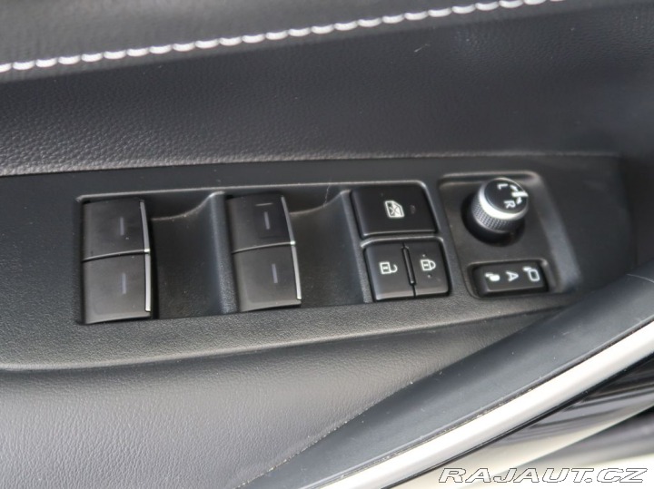 Toyota Corolla 1.8,Hybrid,Executive,CZ,1 2024