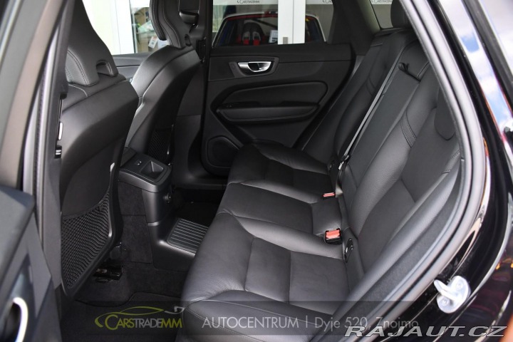 Volvo XC60 2.0T8 R-Desing RECHARGE 2023