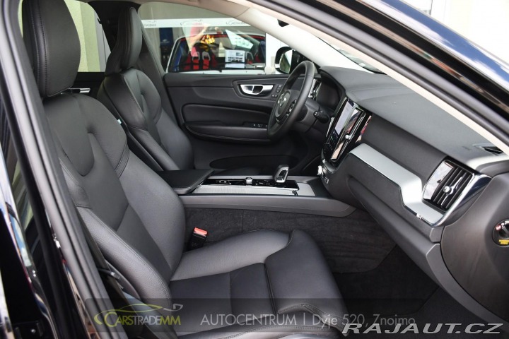 Volvo XC60 2.0T8 R-Desing RECHARGE 2023