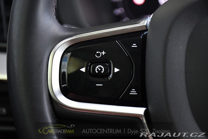Volvo XC60 2.0T8 R-Desing RECHARGE 2023