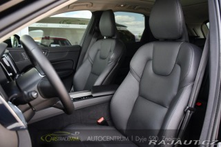 Volvo XC60 2.0T8 R-Desing RECHARGE 2023