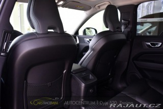 Volvo XC60 2.0T8 R-Desing RECHARGE 2023