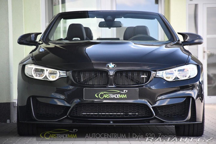 BMW M4 HUD 2016