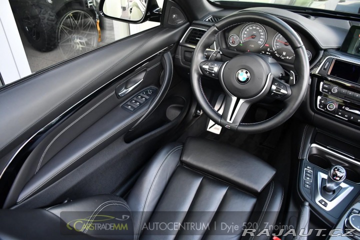 BMW M4 HUD 2016
