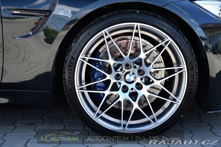 BMW M4 HUD 2016