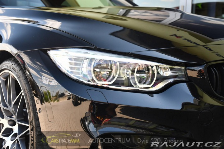 BMW M4 HUD 2016