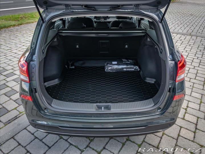 Hyundai i30 1,0 T-GDI MT STYLE 2026