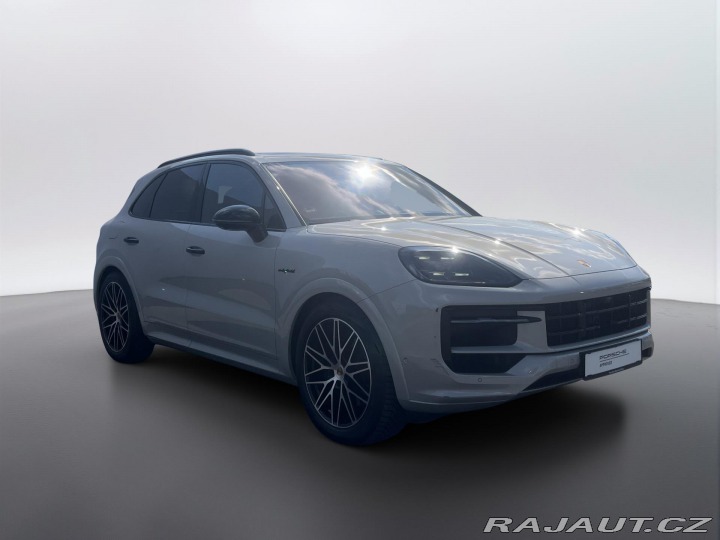 Porsche Cayenne E-hybrid 2025
