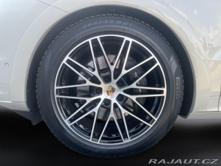 Porsche Cayenne E-hybrid 2025