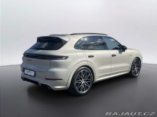 Porsche Cayenne E-hybrid 2025
