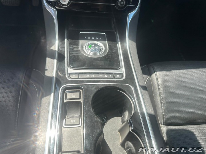 Jaguar XE 2.0D, 120KW, R SPORT, ROZ 2016