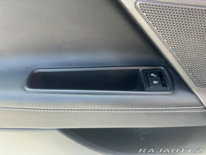 Jaguar XE 2.0D, 120KW, R SPORT, ROZ 2016