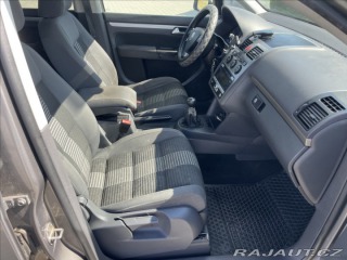Volkswagen Touran 1,9 TDi 77kw 6rychlostí K 2009