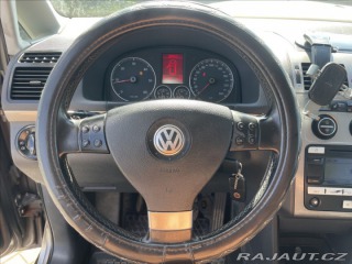 Volkswagen Touran 1,9 TDi 77kw 6rychlostí K 2009