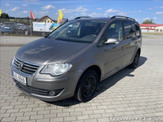 Volkswagen Touran 1,9 TDi 77kw 6rychlostí K 2009